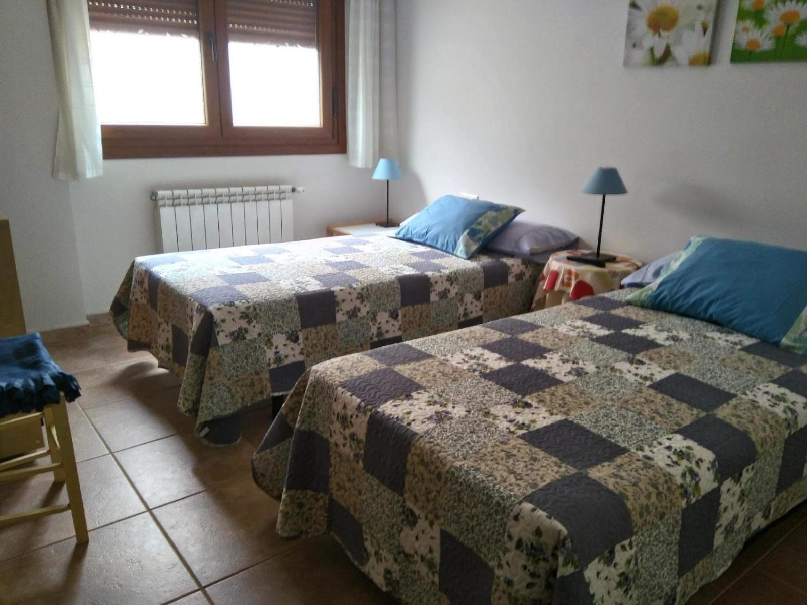 Rooms Peregrinos B Casa Alicia Rosal ภายนอก รูปภาพ