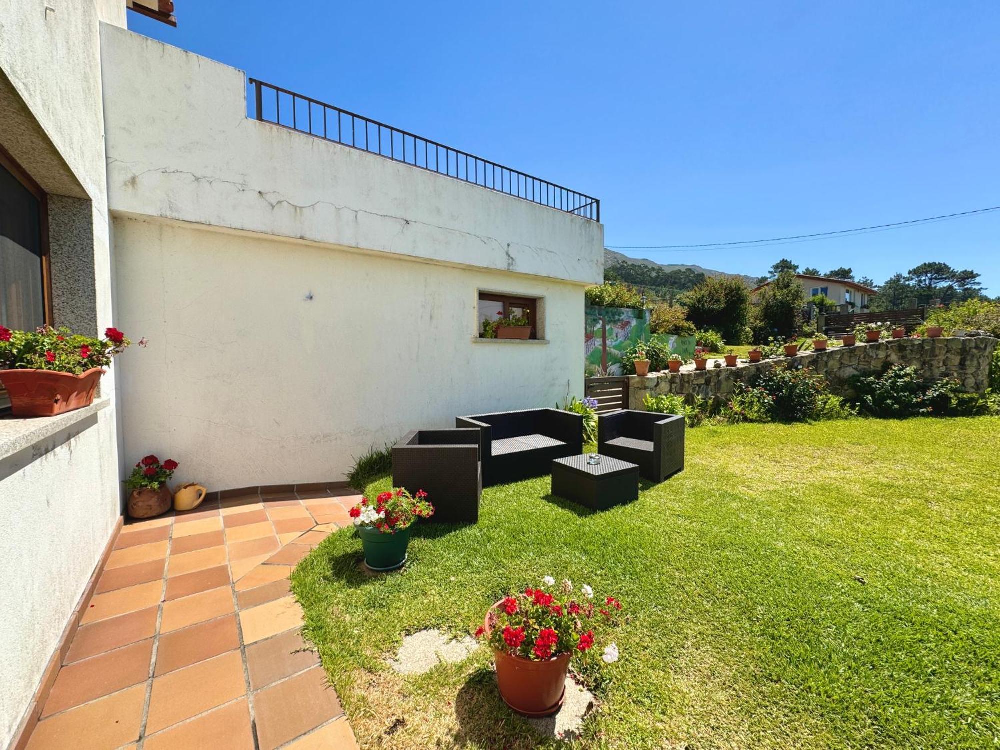 Rooms Peregrinos B Casa Alicia Rosal ภายนอก รูปภาพ